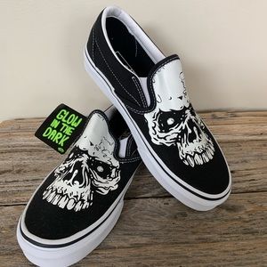 Vans Glow Skulls Classic Slip-On Shoes
